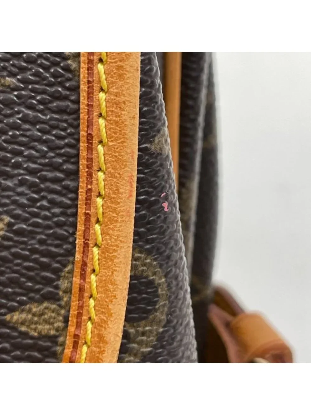 Louis Vuitton Saumur 30 Crossbody Shoulder Bag Monogram Brown - Picture 5 of 9